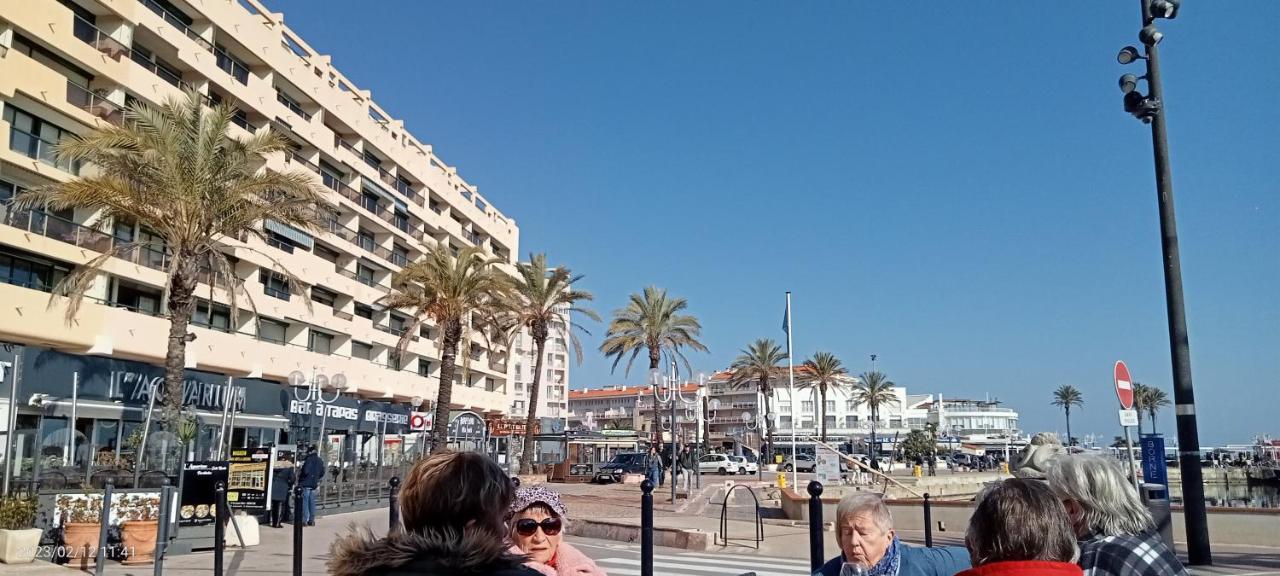 Le Liberte Plage Et Port 생시프리앙 외부 사진